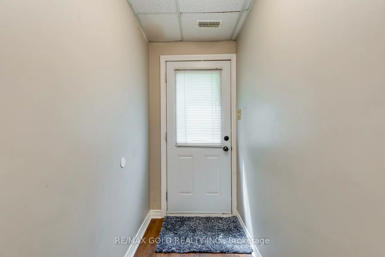 75, Campbell, Allandale, Barrie