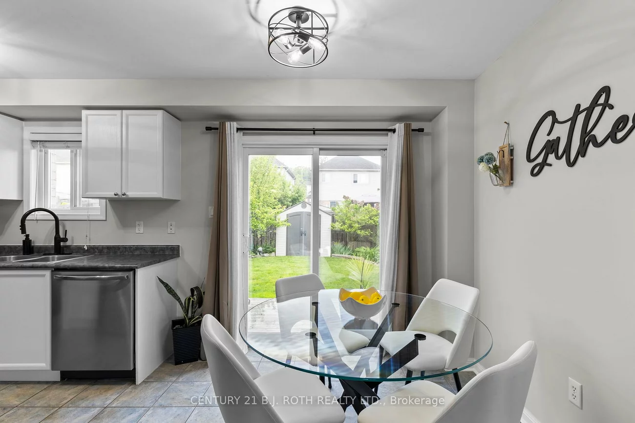 26, Villers, Edgehill Drive, Barrie