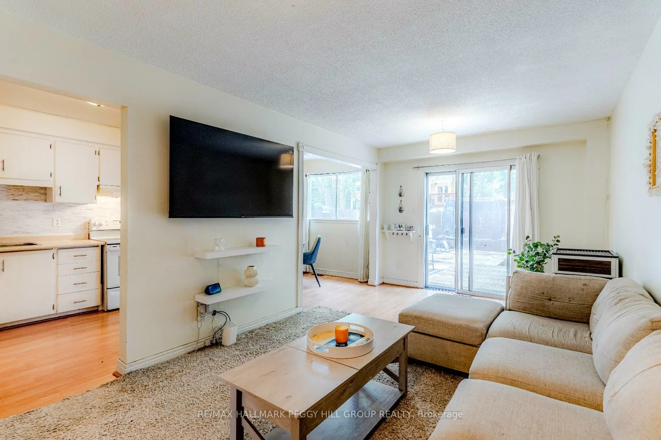 46, Chaucer, Letitia Heights, Barrie