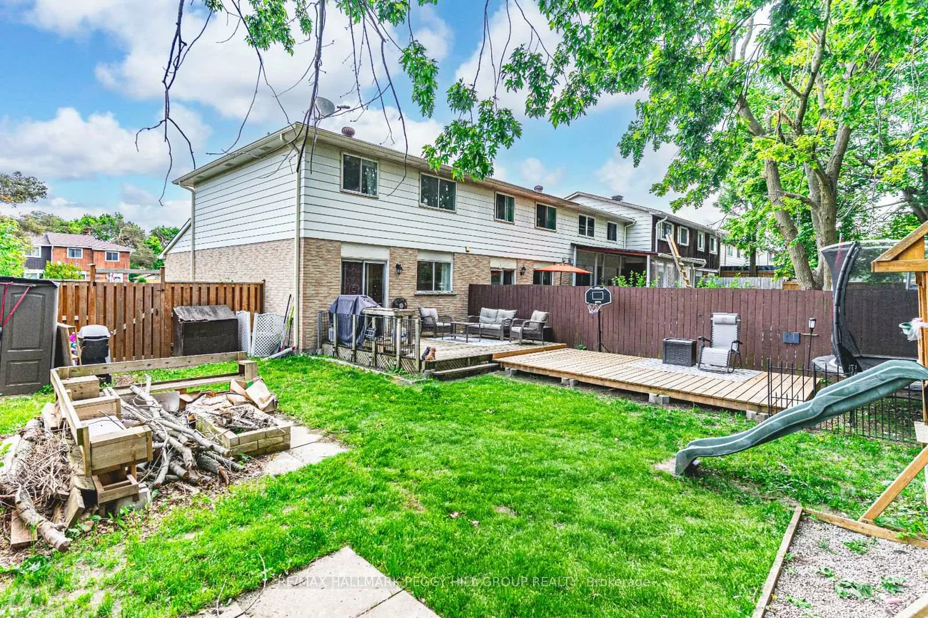 46, Chaucer, Letitia Heights, Barrie