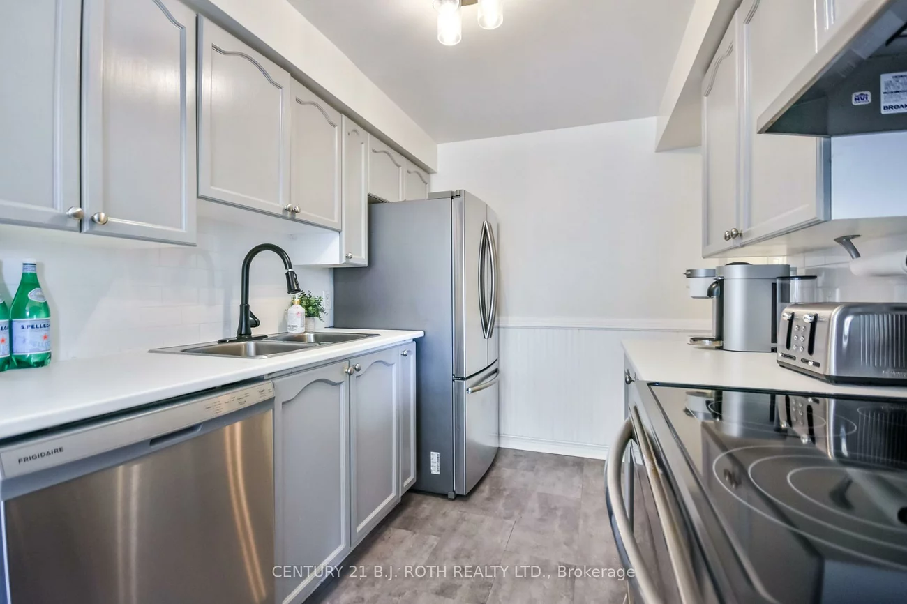 453, Ferndale, Ardagh, Barrie