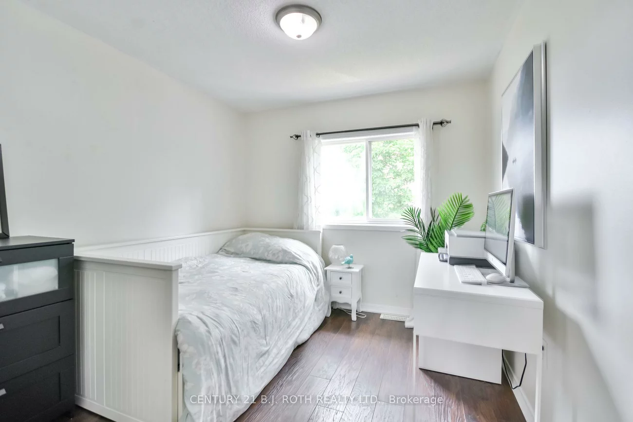 453, Ferndale, Ardagh, Barrie