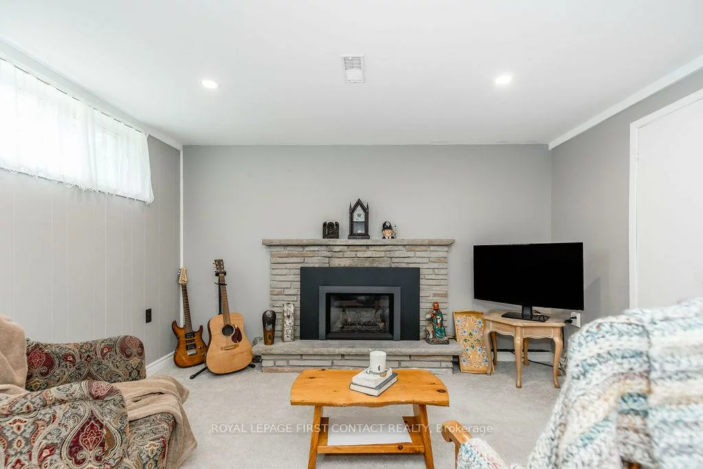 33, Roslyn, Wellington, Barrie