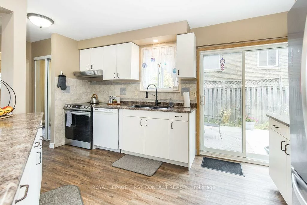 33, Roslyn, Wellington, Barrie