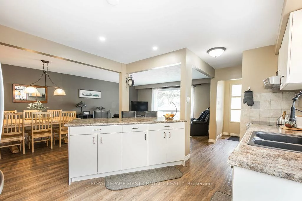 33, Roslyn, Wellington, Barrie