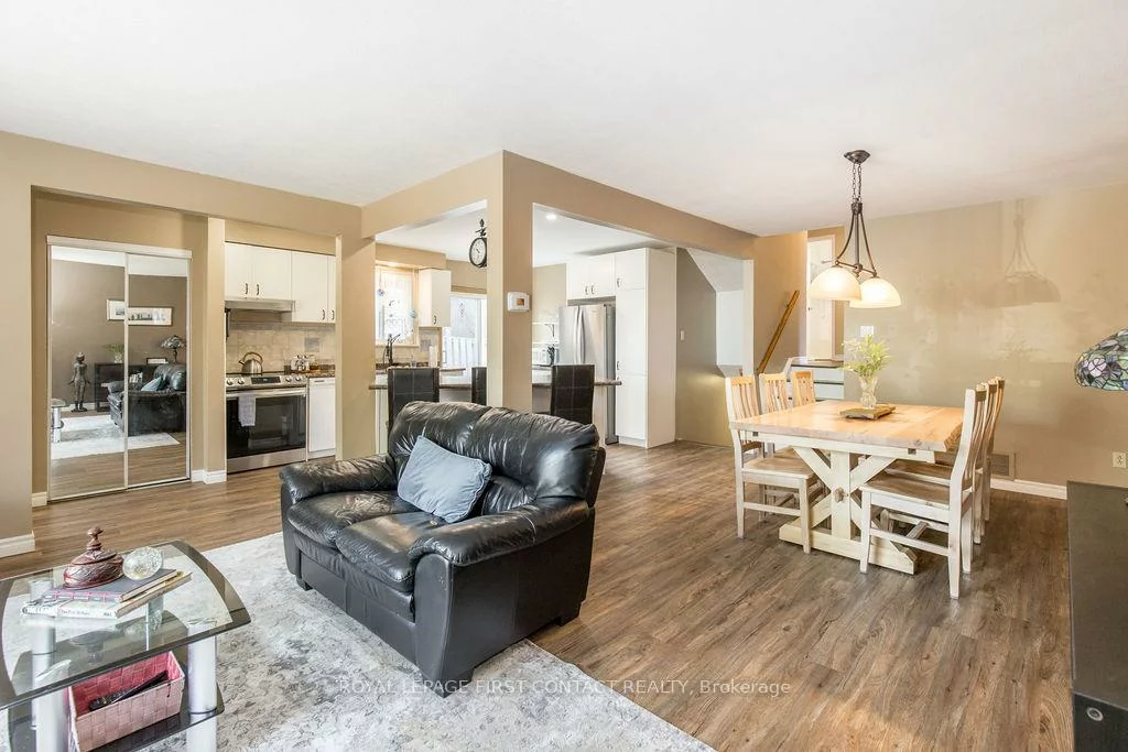 33, Roslyn, Wellington, Barrie