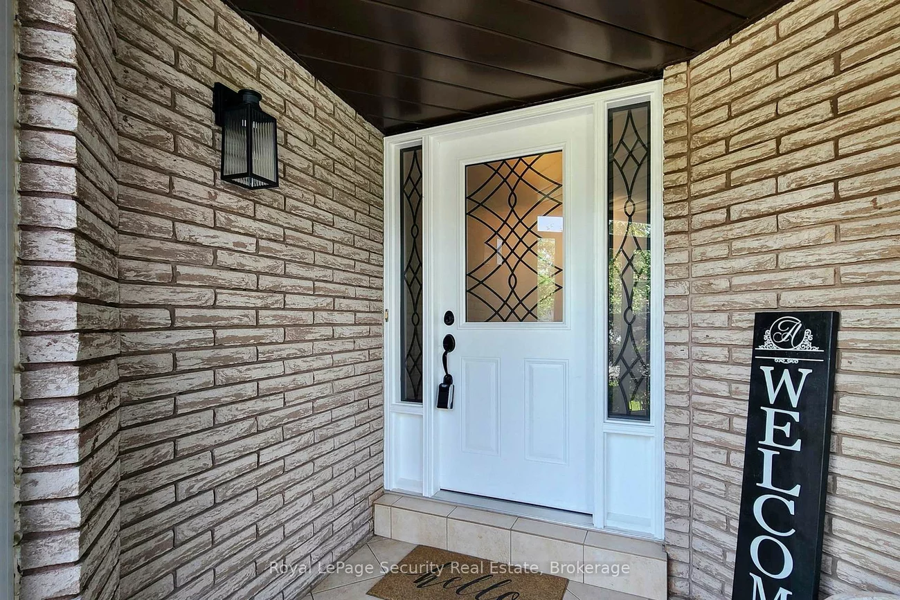 122, Browning, Letitia Heights, Barrie