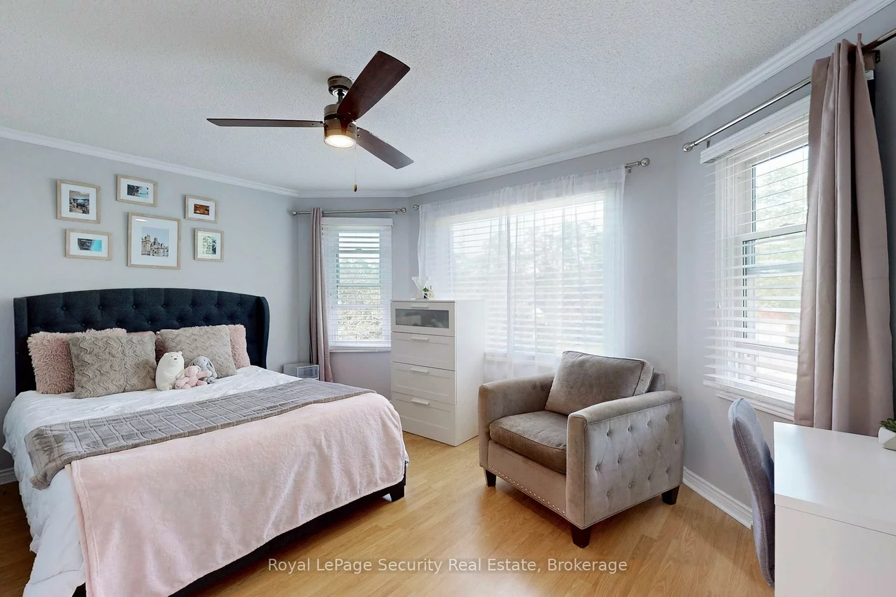 122, Browning, Letitia Heights, Barrie