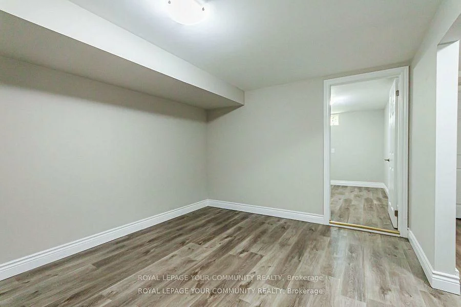 21, Ashdale, Cundles East, Barrie