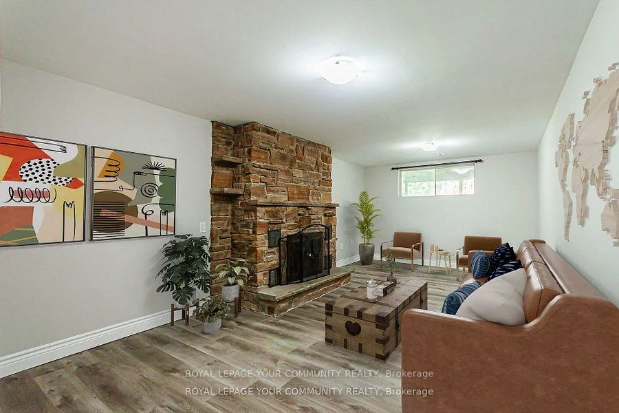21, Ashdale, Cundles East, Barrie