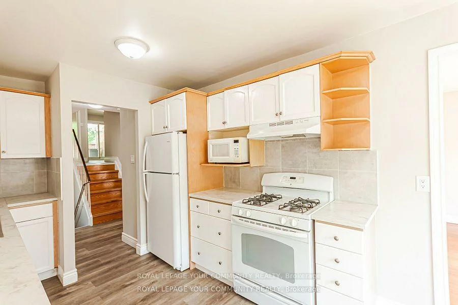 21, Ashdale, Cundles East, Barrie