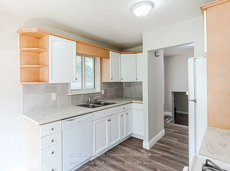 21, Ashdale, Cundles East, Barrie
