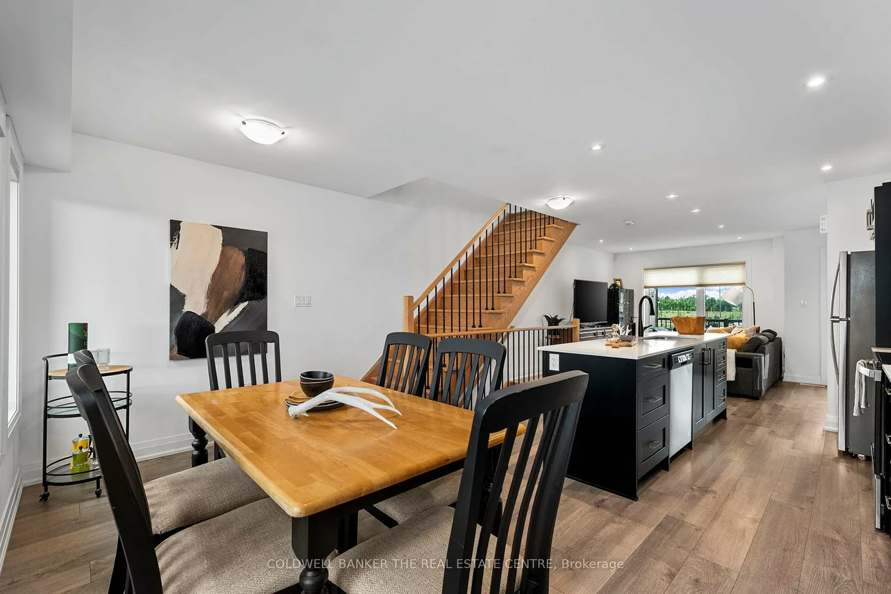 121, Fairlane, Painswick South, Barrie