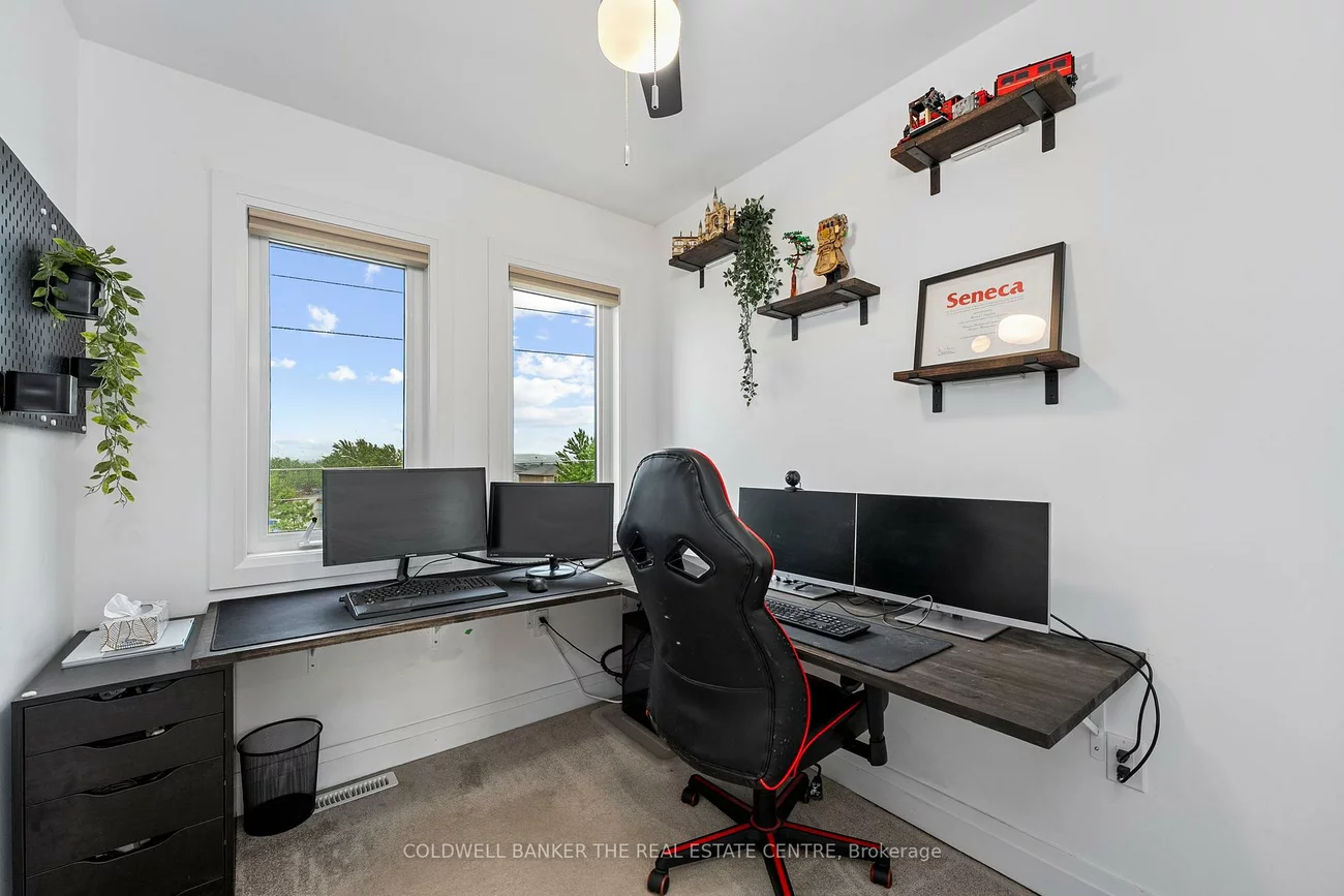 121, Fairlane, Painswick South, Barrie