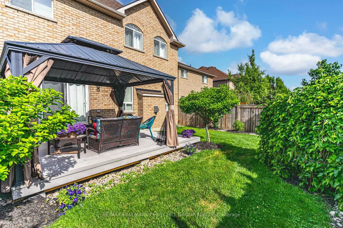 44, Tudor, Innis-Shore, Barrie
