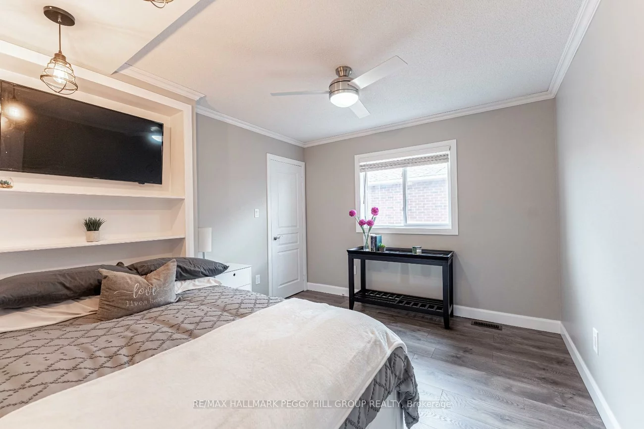 44, Tudor, Innis-Shore, Barrie