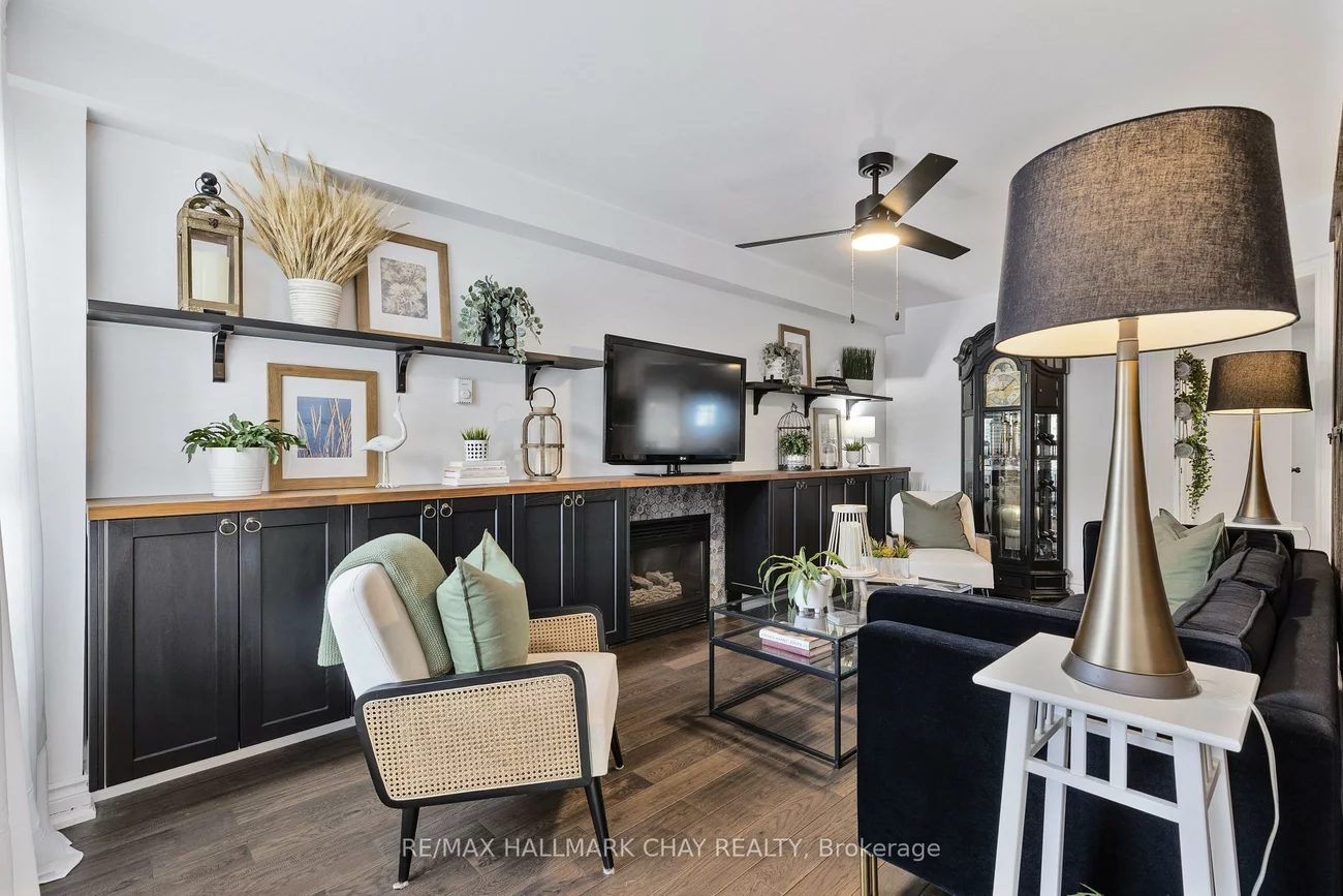 351, Cundles, Northwest, Barrie