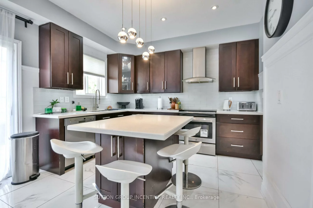 52, Elmbrook, 400 West, Barrie