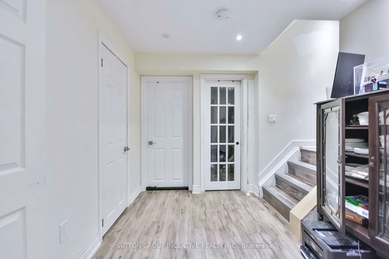 52, Elmbrook, 400 West, Barrie