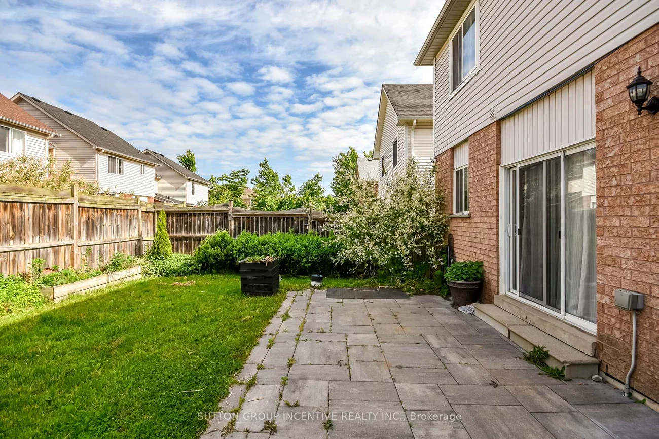 52, Elmbrook, 400 West, Barrie