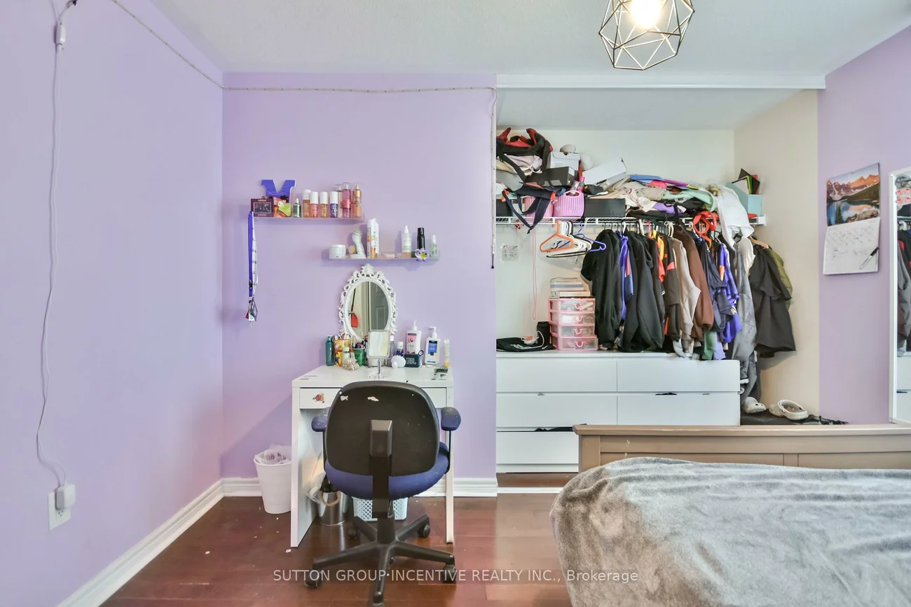 52, Elmbrook, 400 West, Barrie