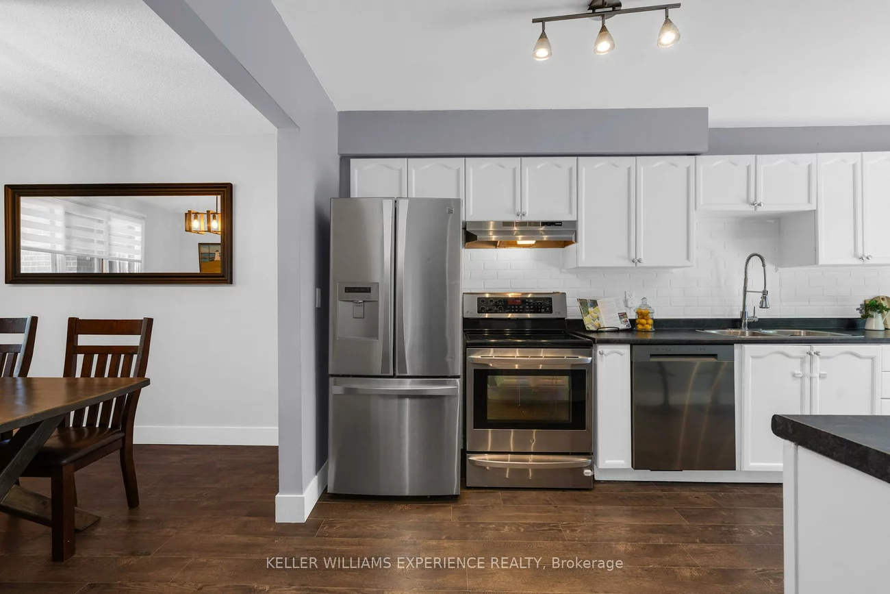 50, Rosenfeld, Grove East, Barrie