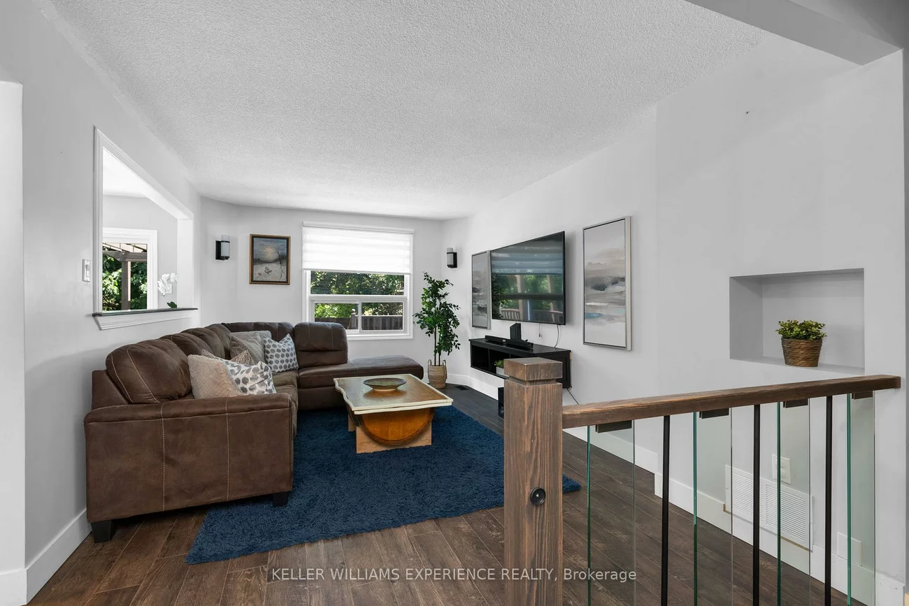 50, Rosenfeld, Grove East, Barrie