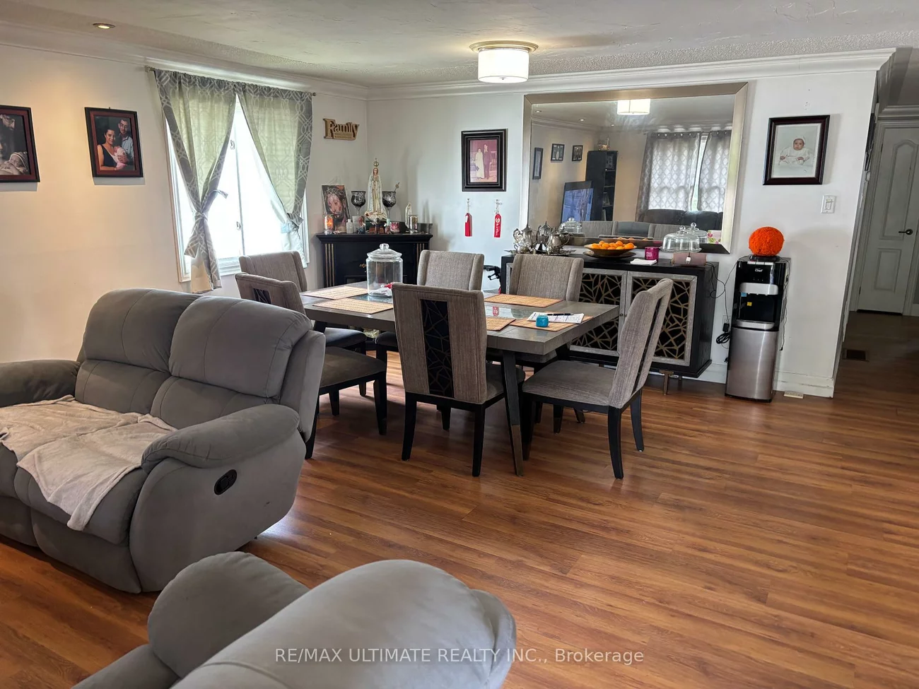 18, Hickling, Grove East, Barrie