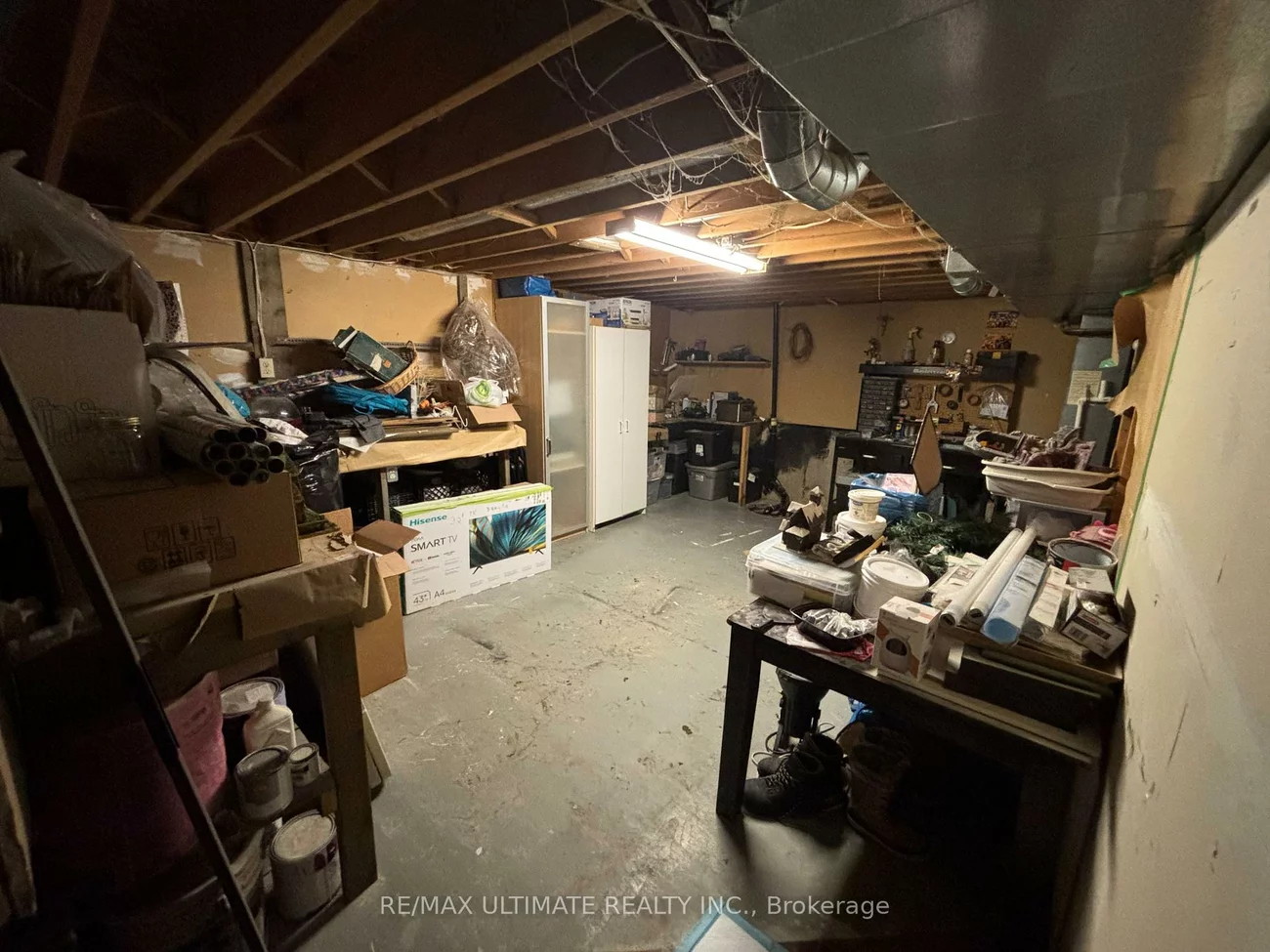 18, Hickling, Grove East, Barrie