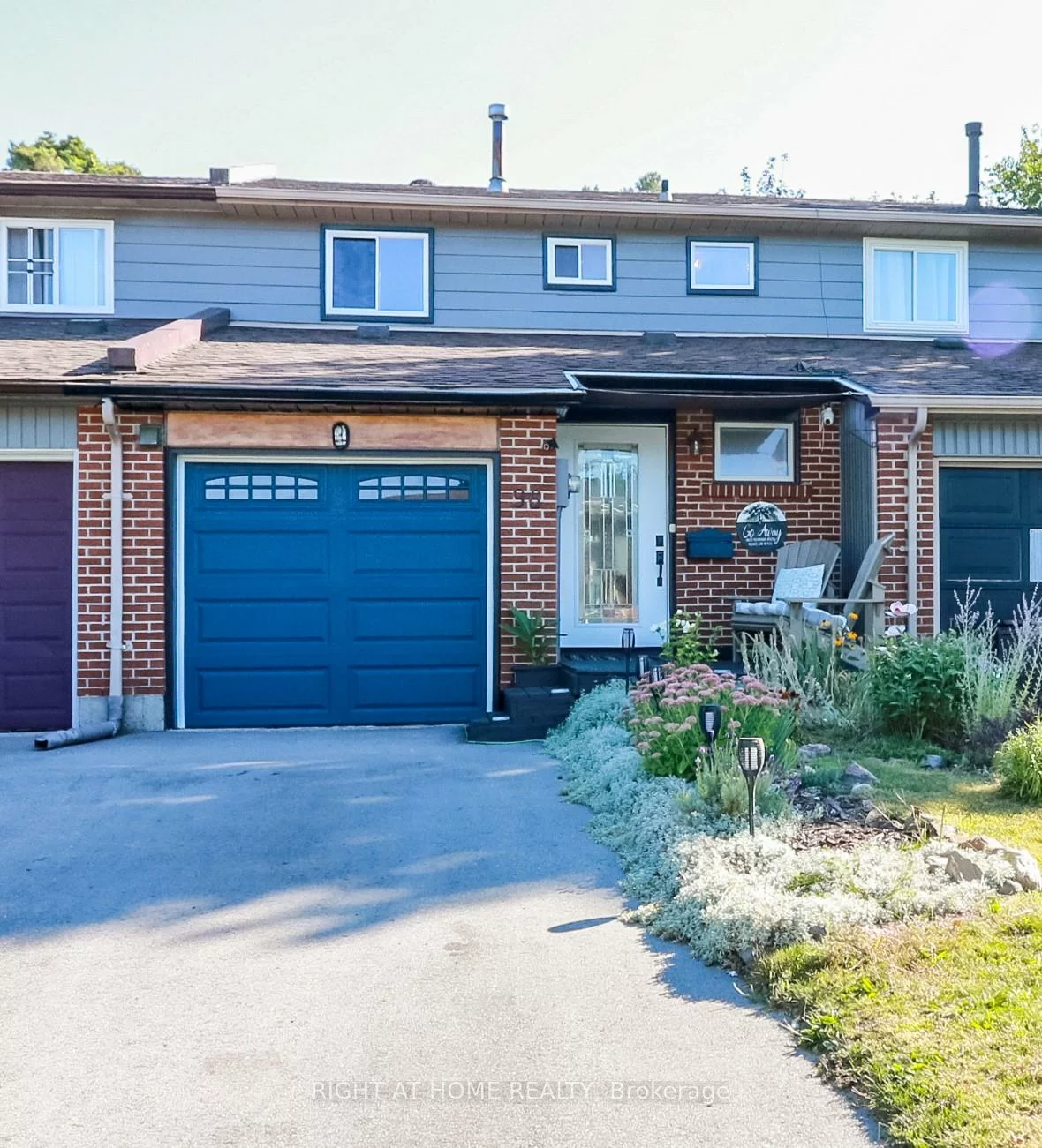 96, Chaucer, Letitia Heights, Barrie