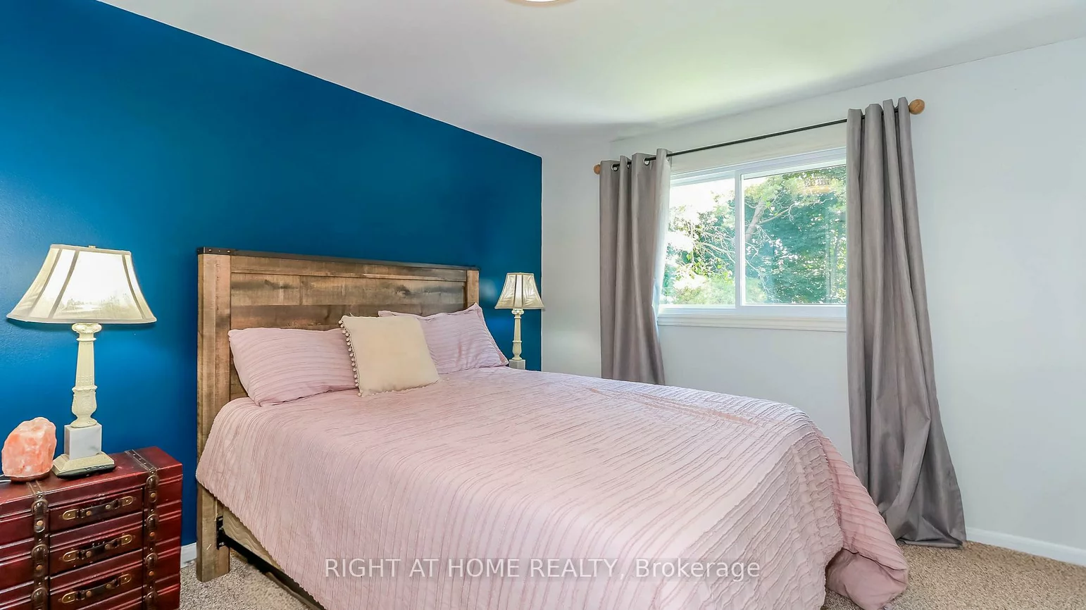 96, Chaucer, Letitia Heights, Barrie