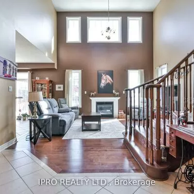 79, Sovereign's, Innis-Shore, Barrie
