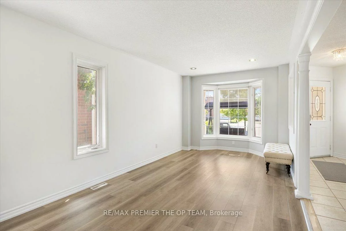 45, Sherwood, Northwest, Barrie