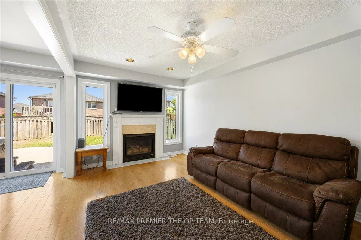 45, Sherwood, Northwest, Barrie