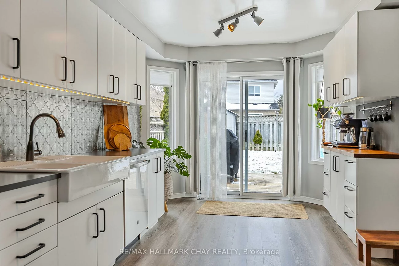 20, BASSWOOD, Holly, Barrie