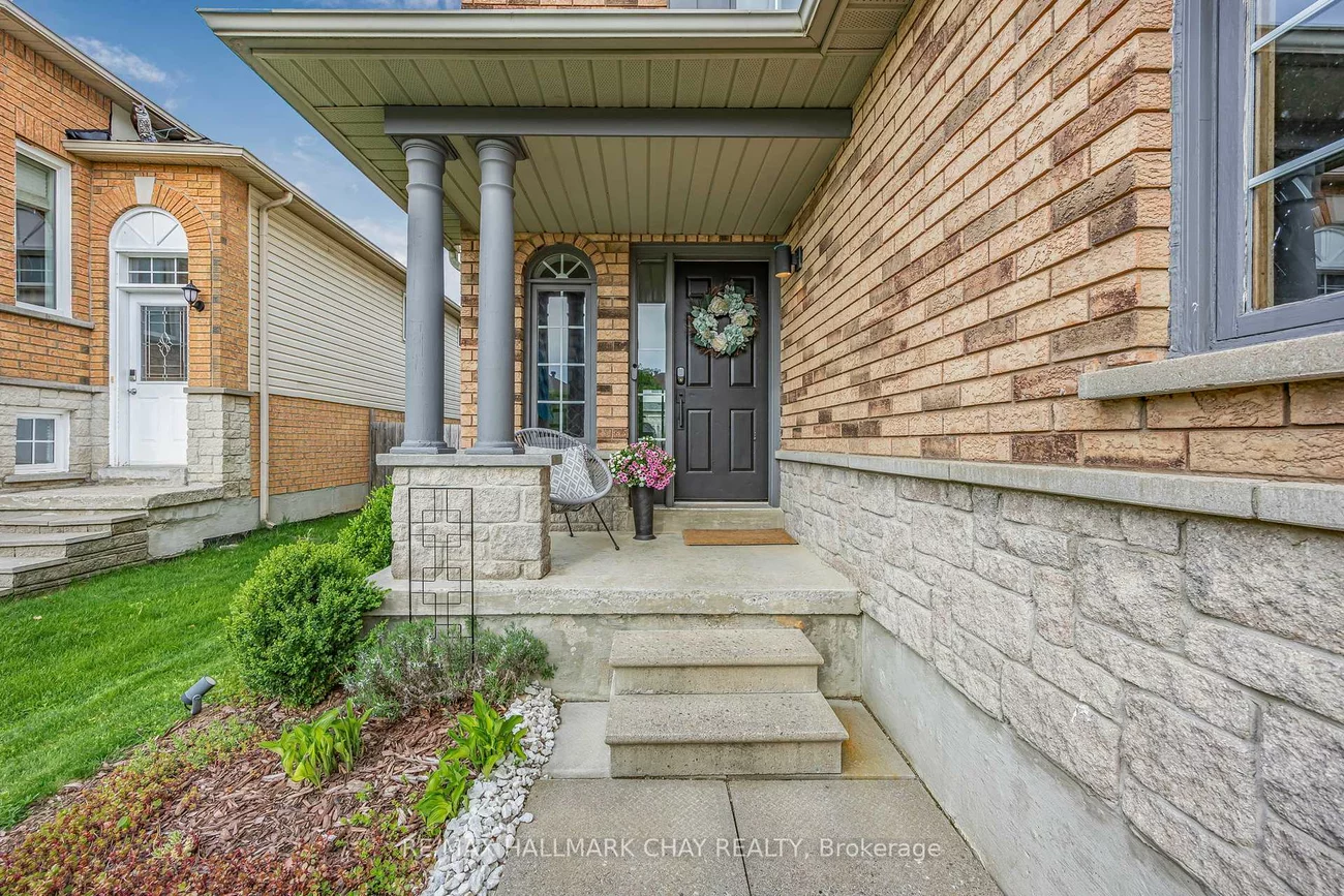 20, BASSWOOD, Holly, Barrie