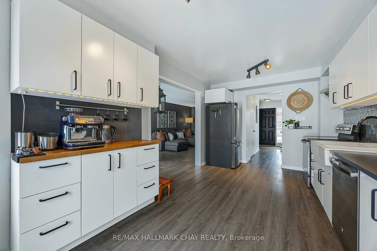 20, BASSWOOD, Holly, Barrie
