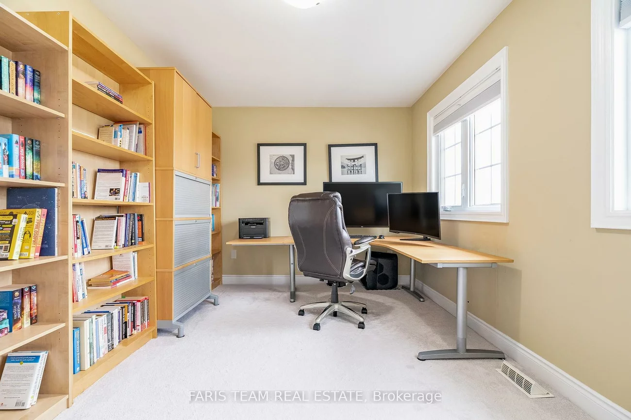 48, Majesty, Innis-Shore, Barrie