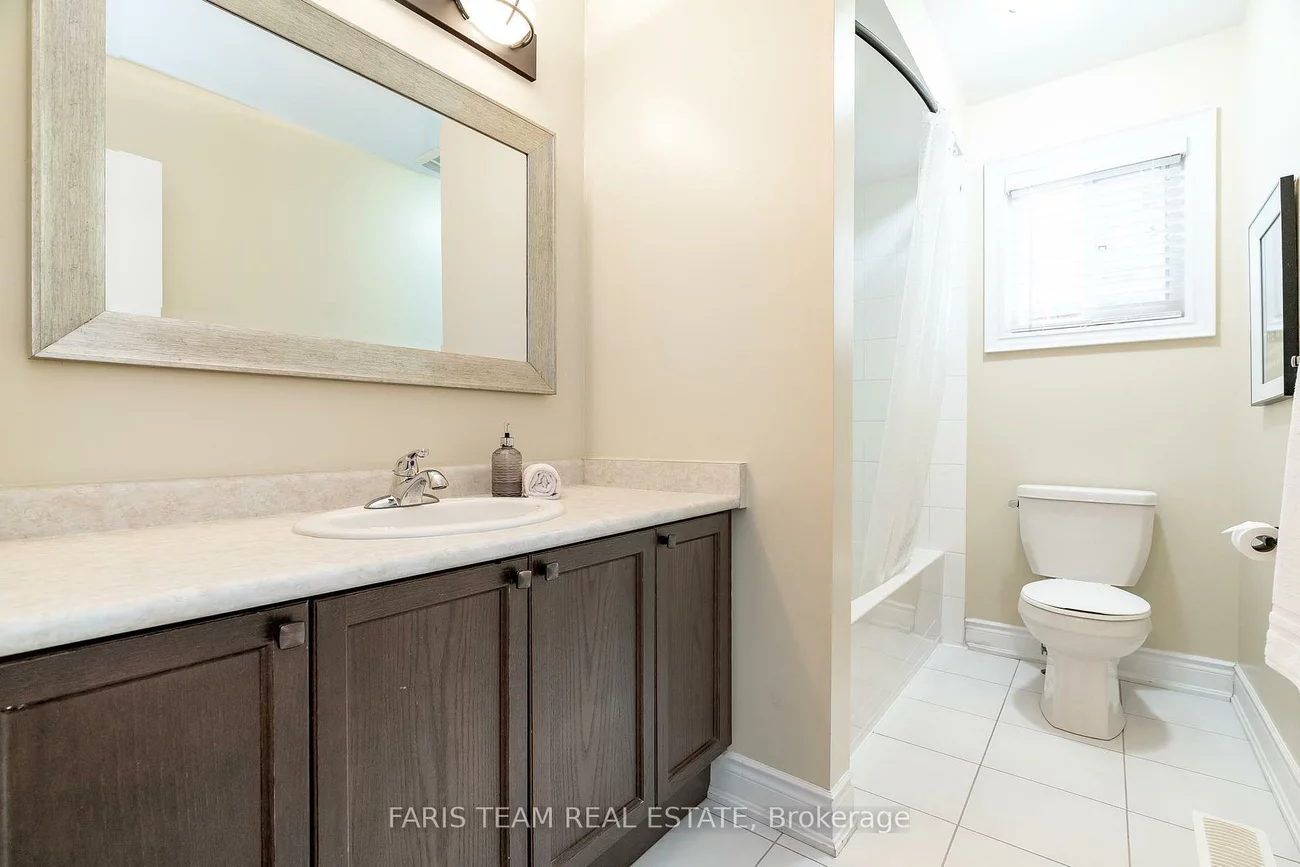48, Majesty, Innis-Shore, Barrie