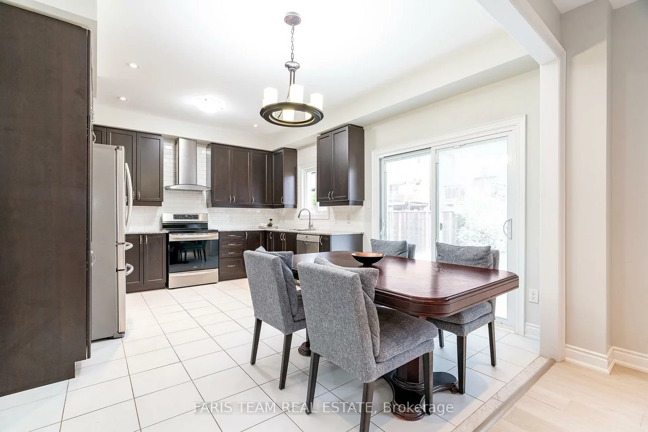 48, Majesty, Innis-Shore, Barrie