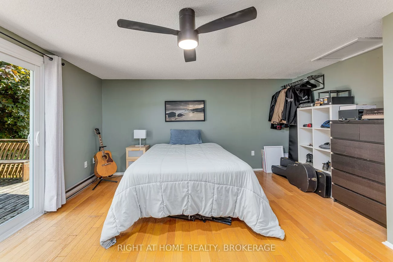 136, Hickling, Grove East, Barrie