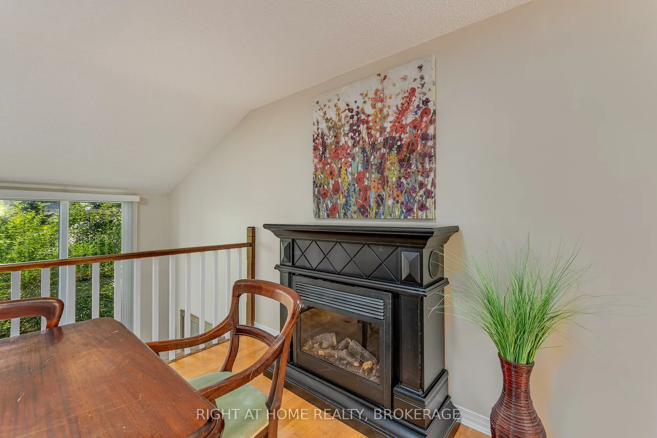 136, Hickling, Grove East, Barrie