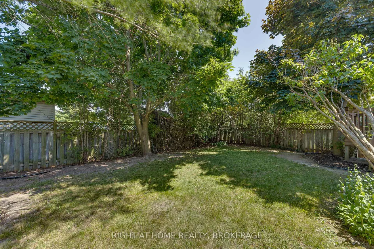 136, Hickling, Grove East, Barrie