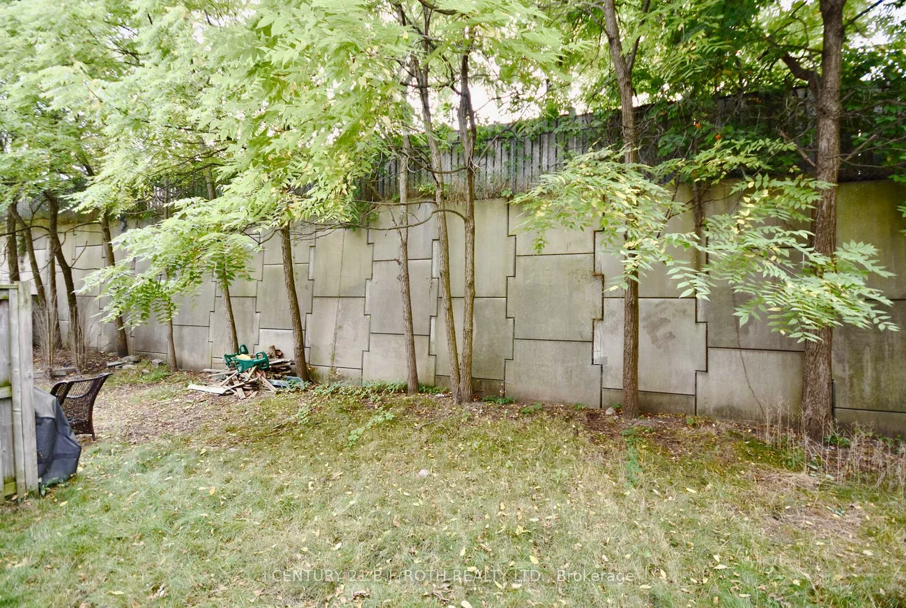 175, Stanley, East Bayfield, Barrie
