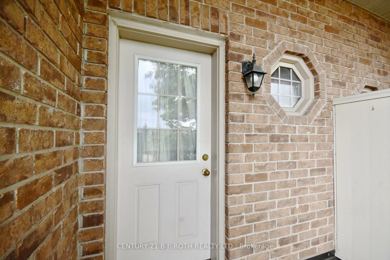 175, Stanley, East Bayfield, Barrie