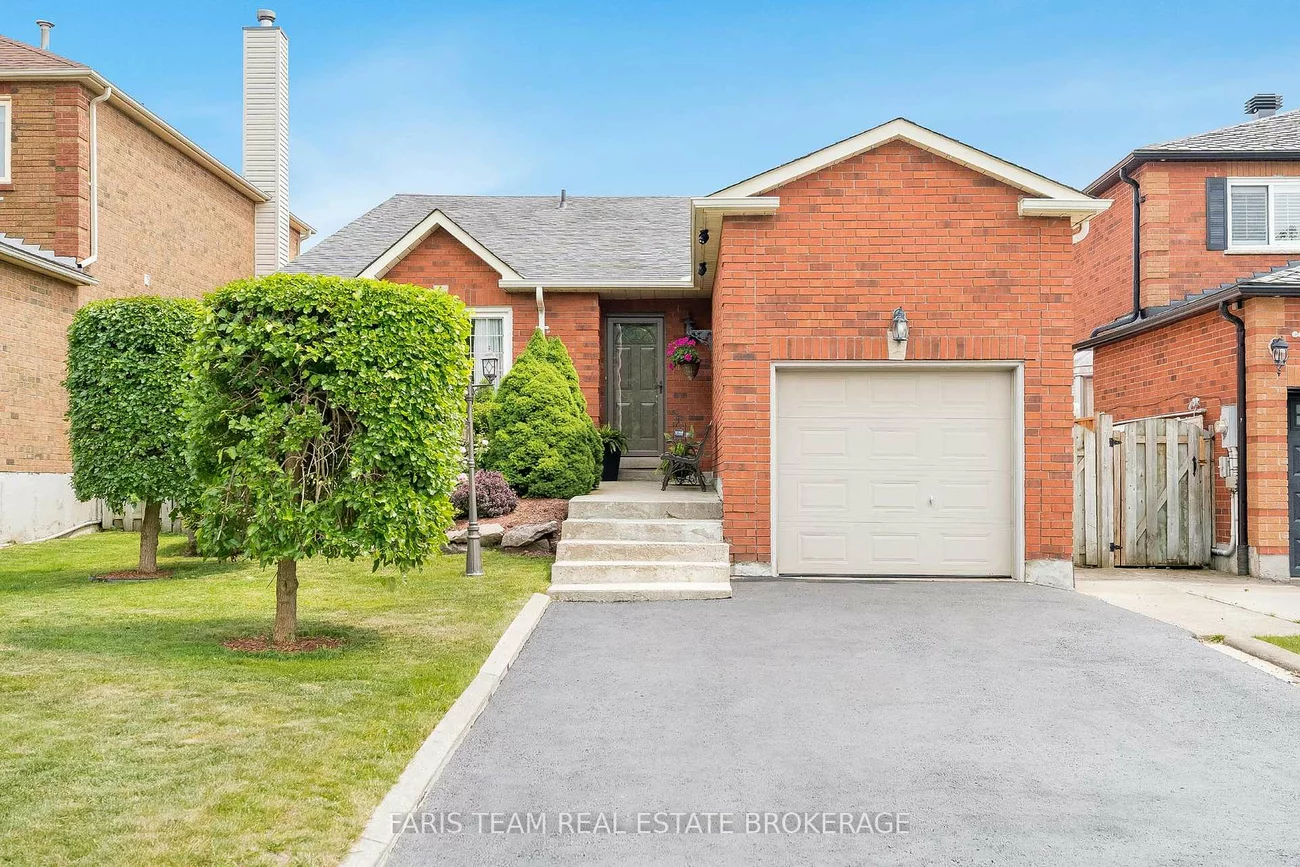 41, McDougall, West Bayfield, Barrie