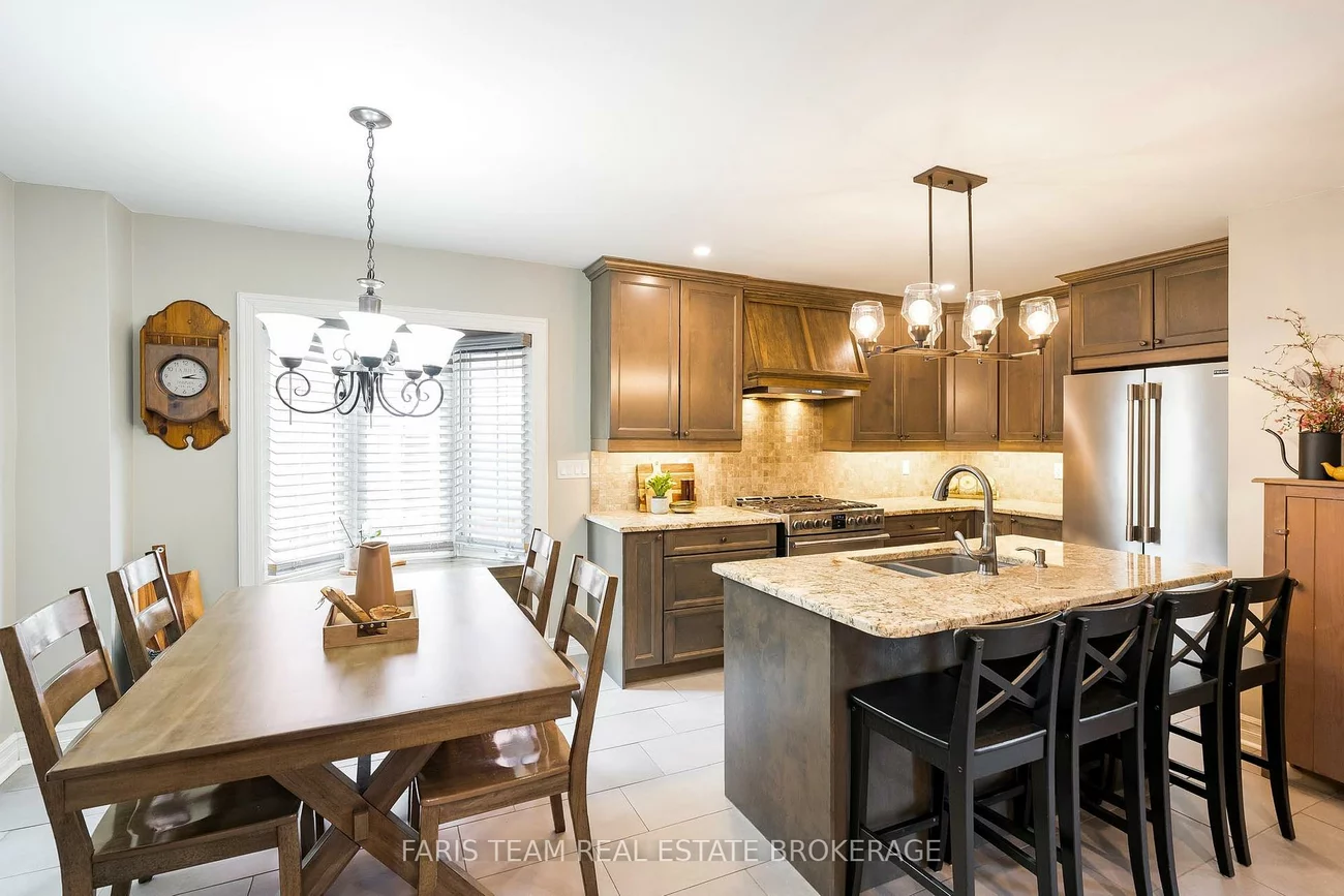 41, McDougall, West Bayfield, Barrie