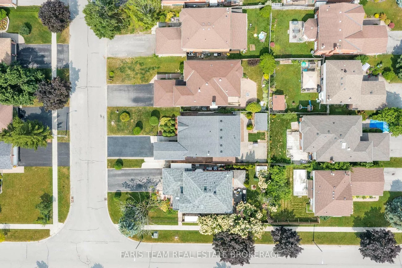 41, McDougall, West Bayfield, Barrie