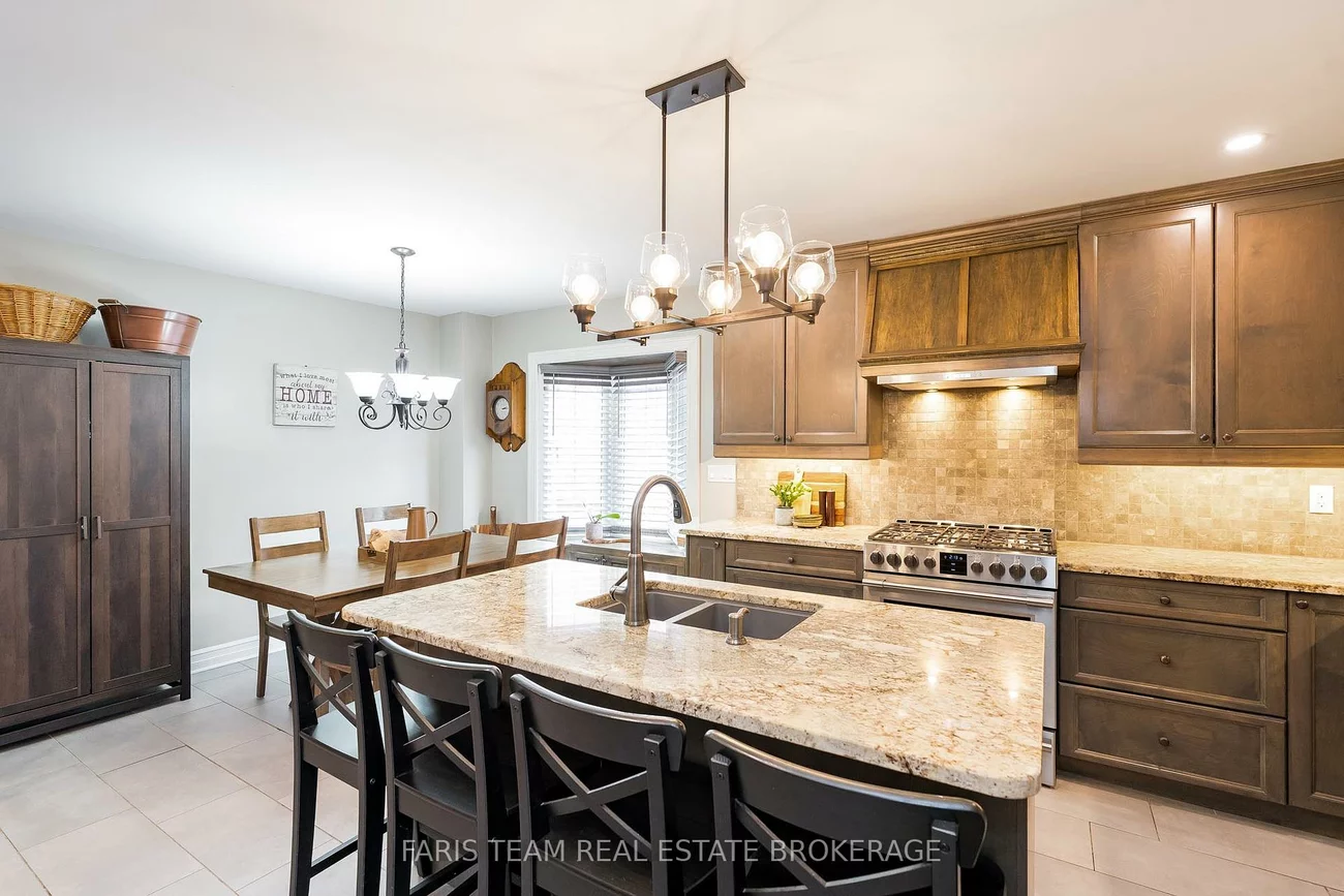 41, McDougall, West Bayfield, Barrie