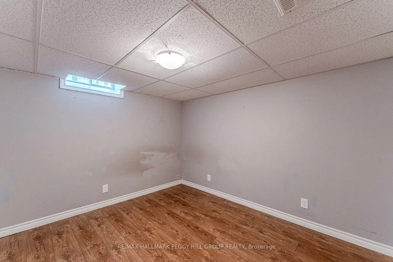 256, Hickling, Grove East, Barrie